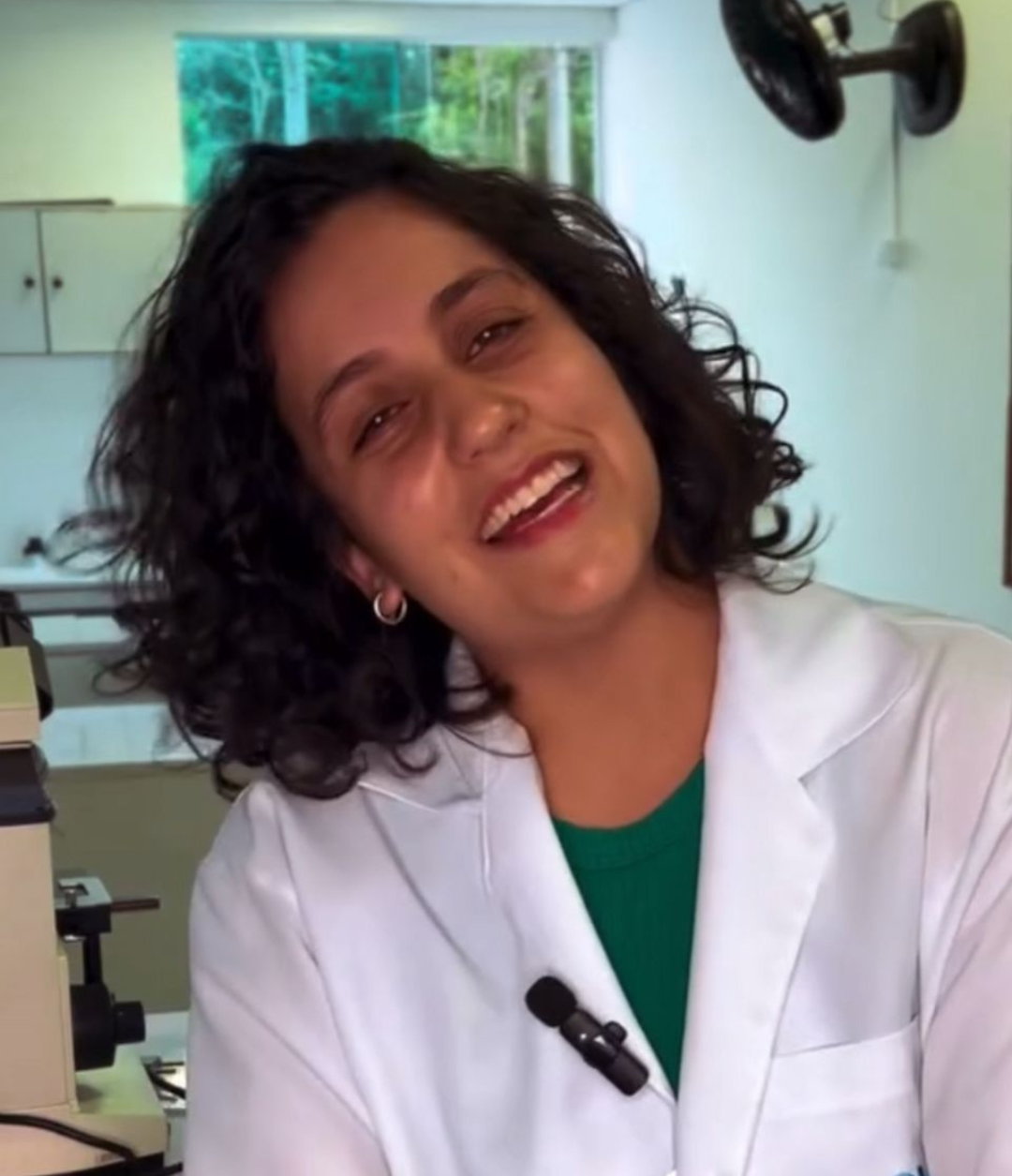 Foto da professora Renata